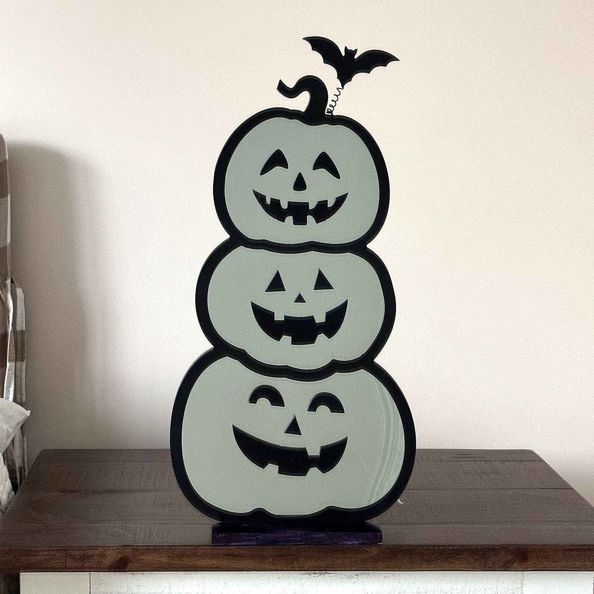 3 Stacked Pumpkins